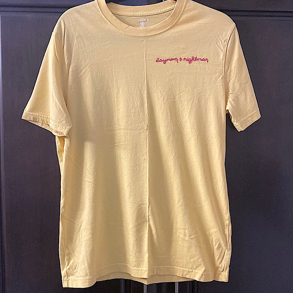 yellow tee shirt with its always sunny in Philadelphia reference stitched
